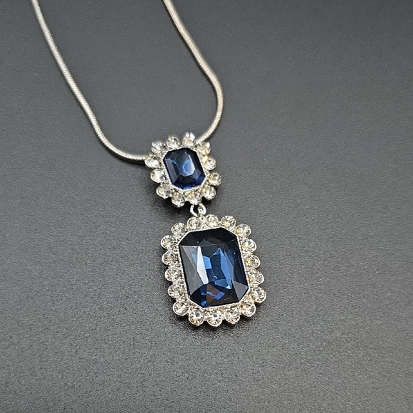 Monet Pendant Necklace - Picture 1 of 5